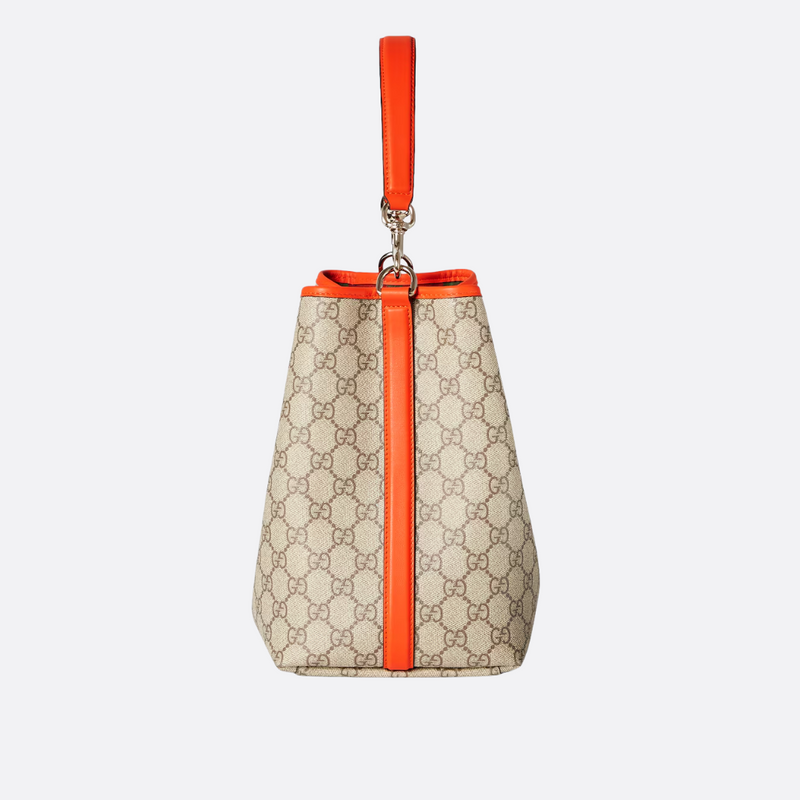 MEDIUM GG EMBLEM BUCKET BAG GUCCI