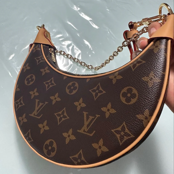 LOUIS VUITTON – COOKIE BB BAG