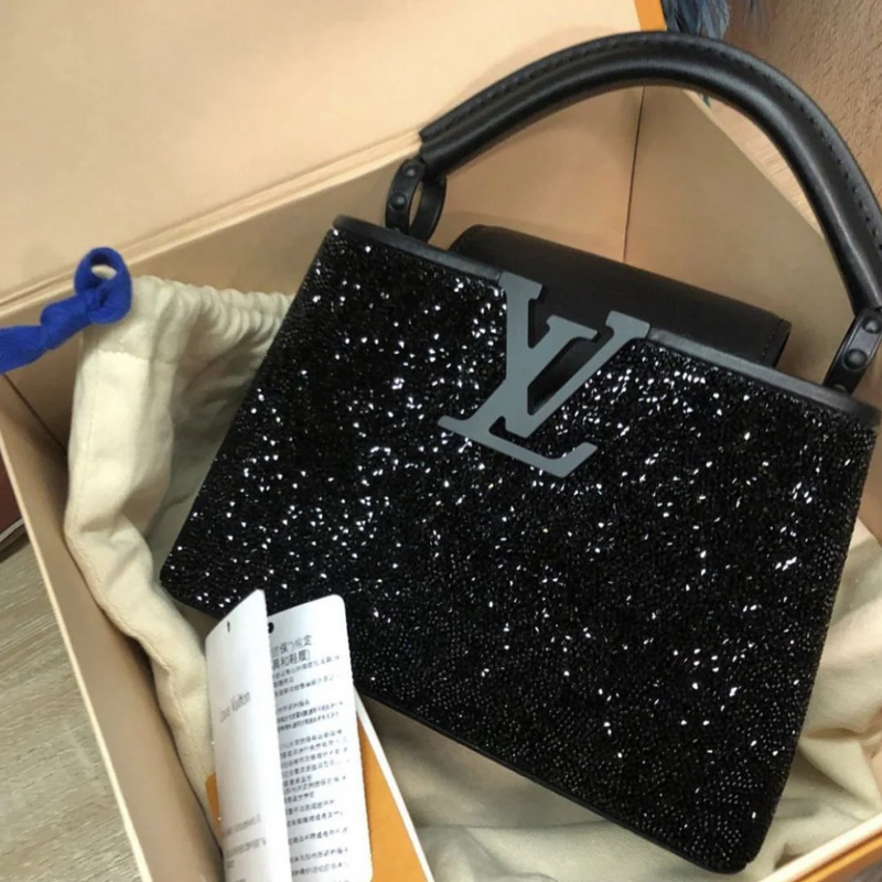 LOUIS VUITTON CAPUCINES MINI BAG