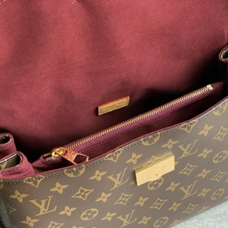 LOUIS VUITTON – HIDE AWAY MM BAG